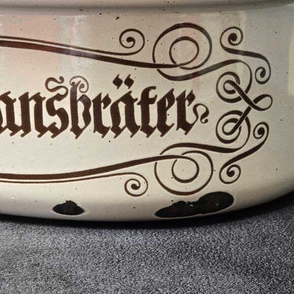 Vintage Large Tan & Brown Iron Roaster Frying Pan Roasting Pot Casserole Dish - Picture 6 of 13